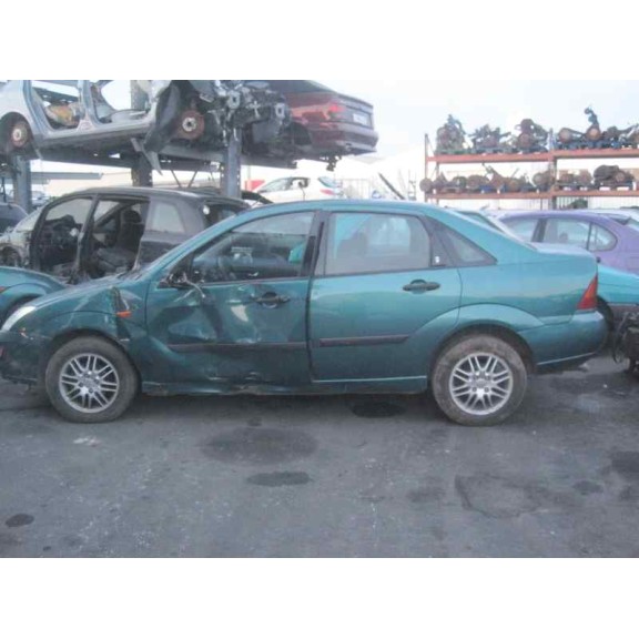 ford focus berlina (cak) del año 1999