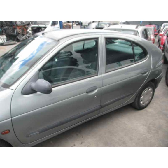 renault megane i berlina hatchback (ba0) del año 1998