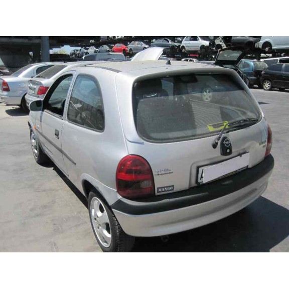 opel corsa b del año 2000