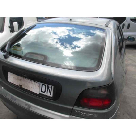 renault megane i berlina hatchback (ba0) del año 1998