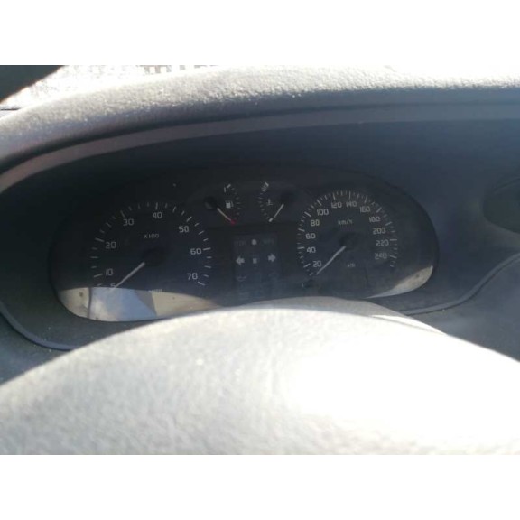 renault megane i fase 2 berlina (ba0) del año 2002