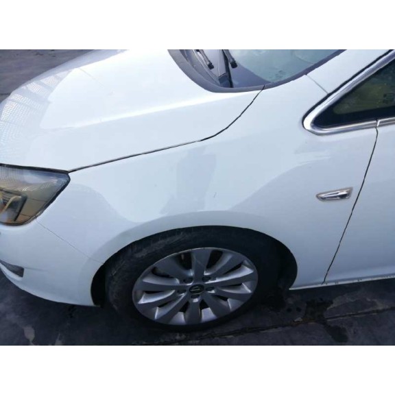 opel astra j lim. del año 2012