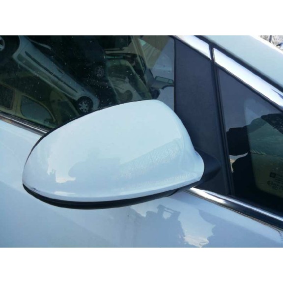 opel astra j lim. del año 2012