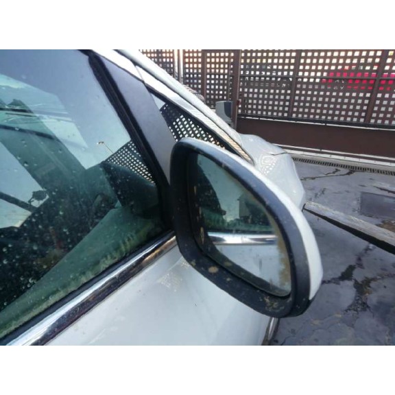 opel astra j lim. del año 2012