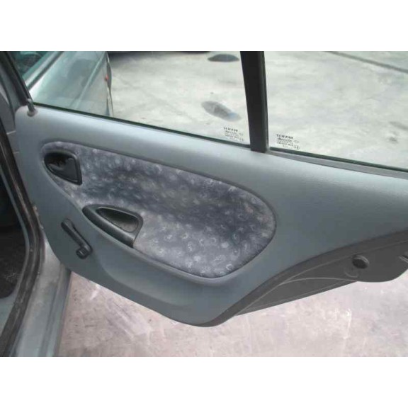 renault megane i berlina hatchback (ba0) del año 1998