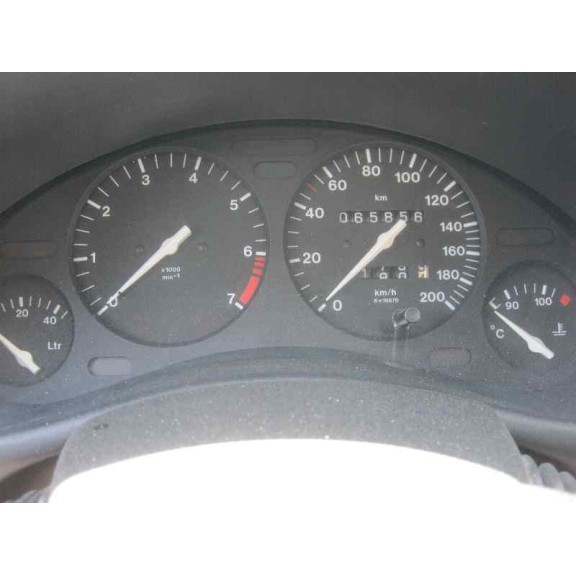 opel corsa b del año 2000