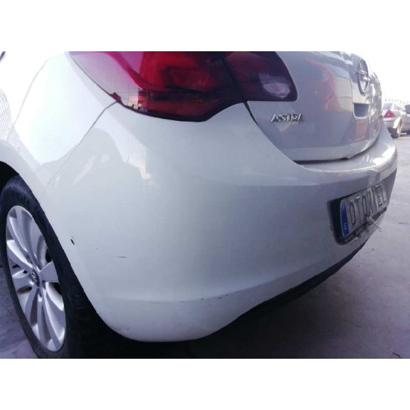 opel astra j lim. del año 2012