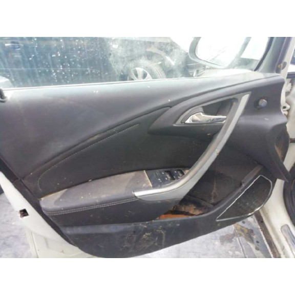 opel astra j lim. del año 2012