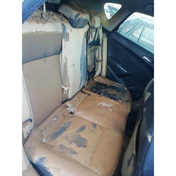 opel astra j lim. del año 2012