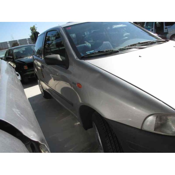 fiat punto berlina (176) del año 1998