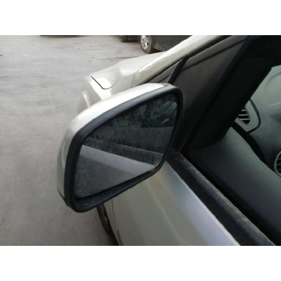 ford focus berlina (cap) del año 2006