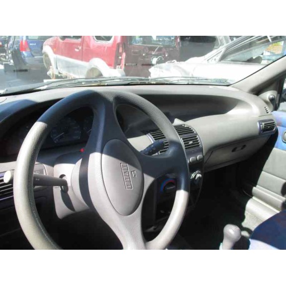 fiat punto berlina (176) del año 1998