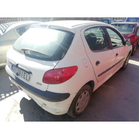 peugeot 206 berlina del año 2000