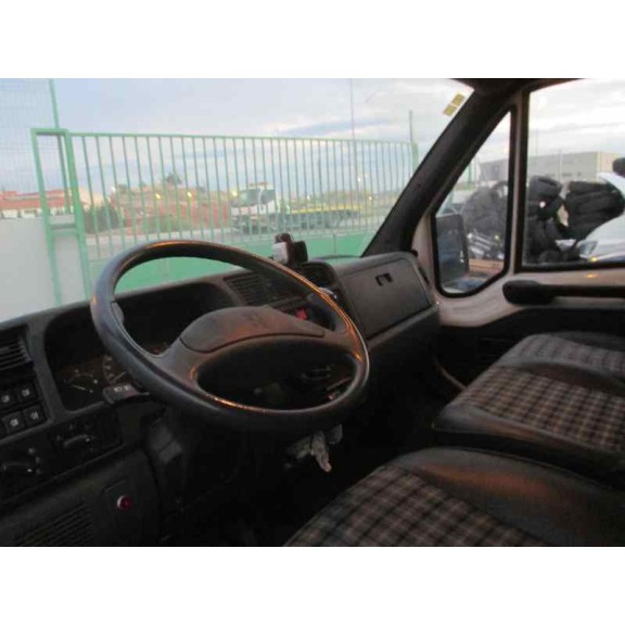 peugeot boxer caja cerrada (rs2850)(230)(´02) del año 1996