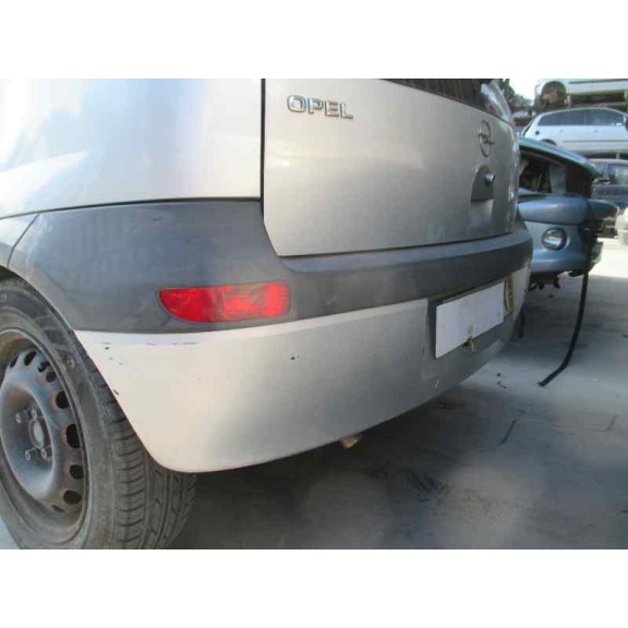 opel corsa c del año 2000