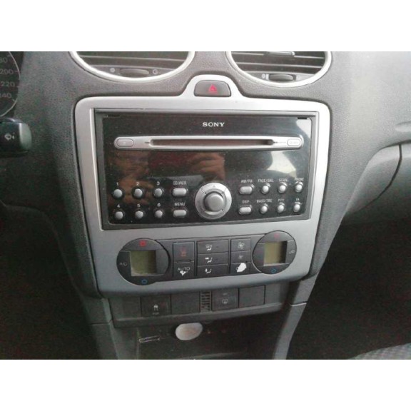 ford focus berlina (cap) del año 2006