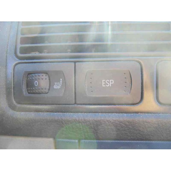 volkswagen golf iv berlina (1j1) del año 2000