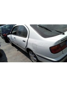 nissan primera berlina (p11) del año 1999 2