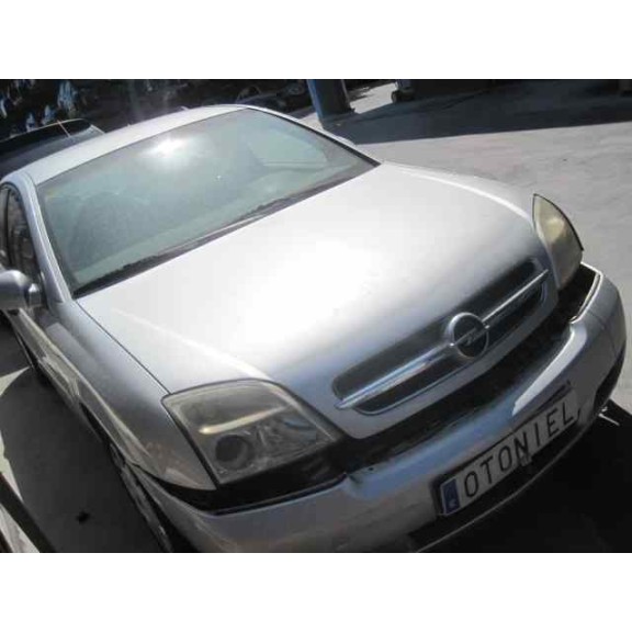 opel vectra c berlina del año 2003