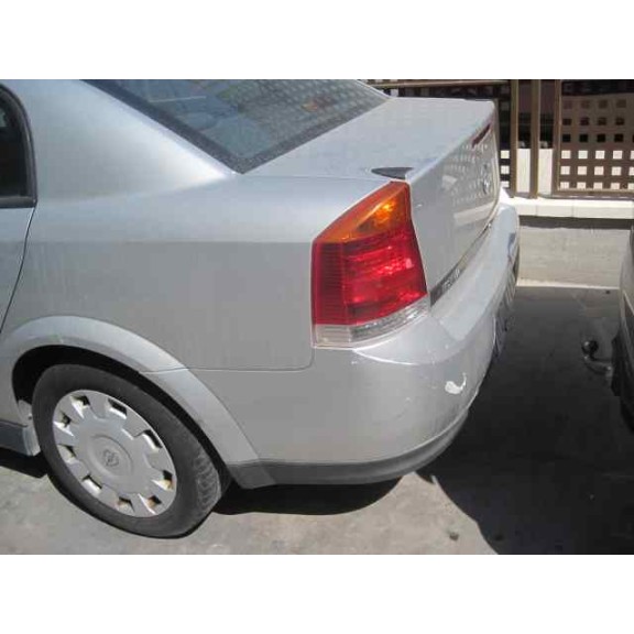 opel vectra c berlina del año 2003