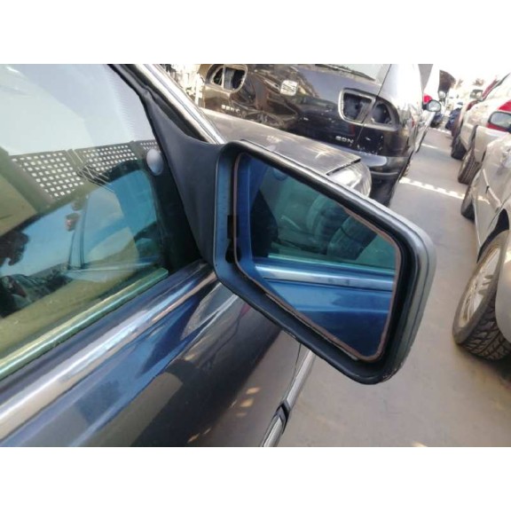 audi 100 berlina (443) del año 1990