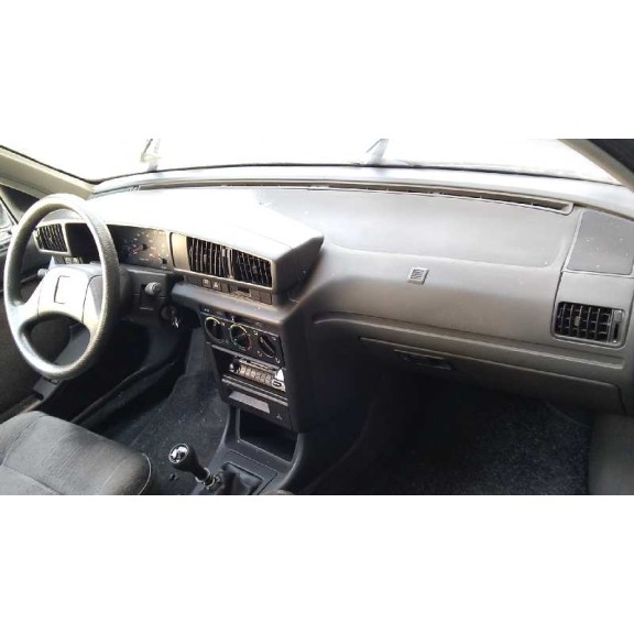 peugeot 405 berlina del año 1991