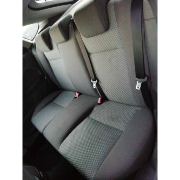 ford focus berlina (cap) del año 2006