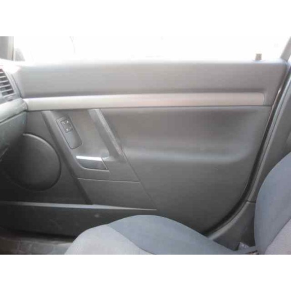 opel vectra c berlina del año 2003