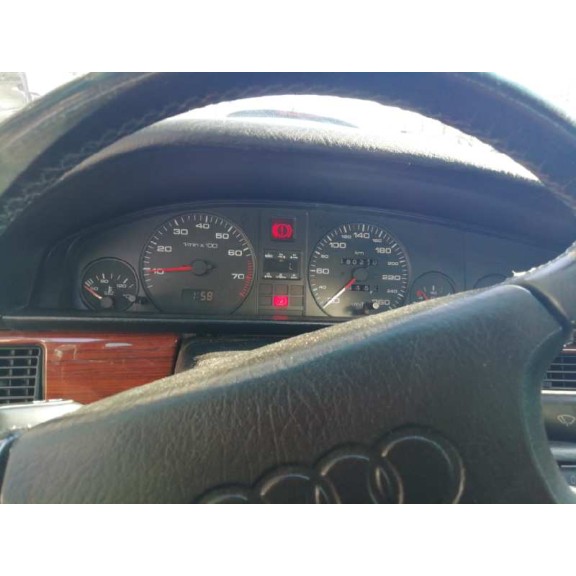 audi 100 berlina (443) del año 1990