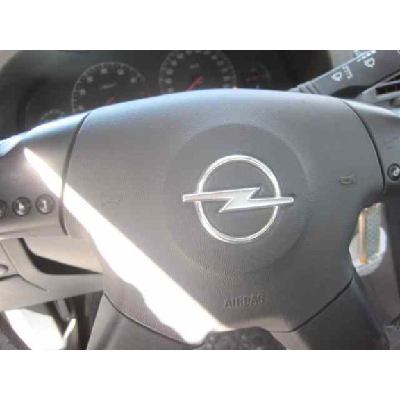 opel vectra c berlina del año 2003