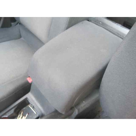 opel vectra c berlina del año 2003