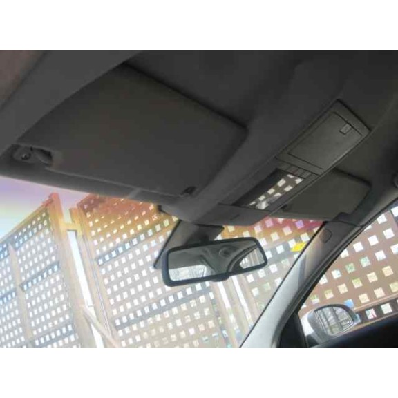 opel vectra c berlina del año 2003