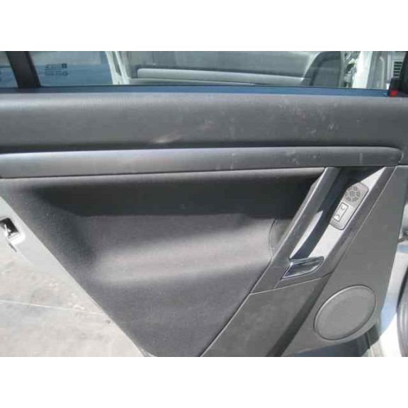 opel vectra c berlina del año 2003