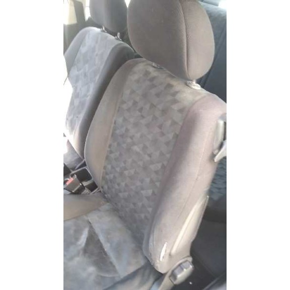 opel astra g berlina del año 2001