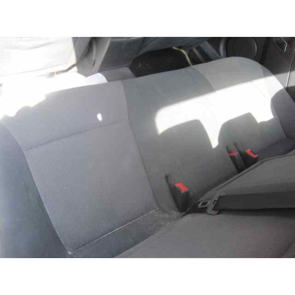 opel vectra c berlina del año 2003