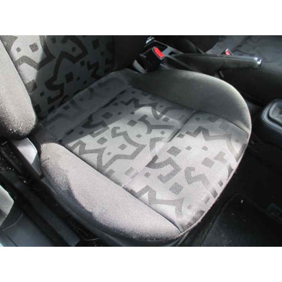 volkswagen golf iv berlina (1j1) del año 1998