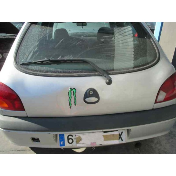 ford fiesta berlina (dx) del año 2001
