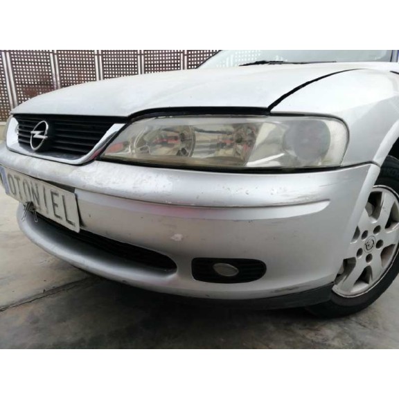 opel vectra b berlina del año 2002