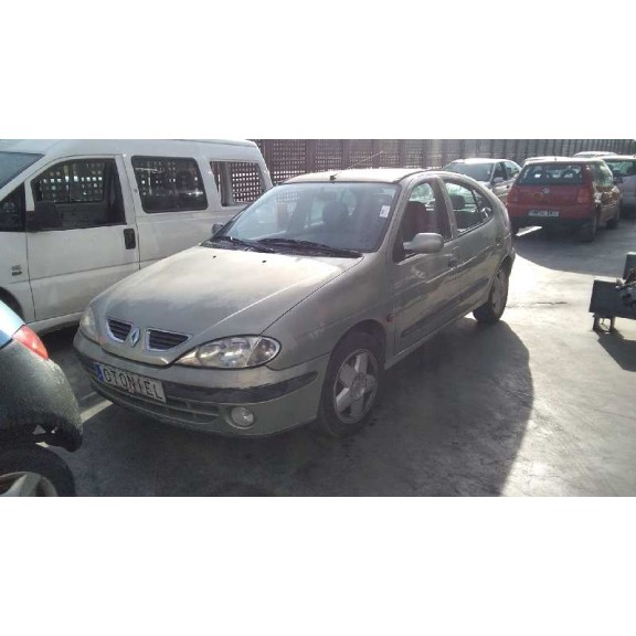 renault megane i fase 2 berlina (ba0) del año 2001