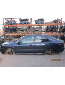 mitsubishi carisma berlina 4 (da0) del año 2004 2