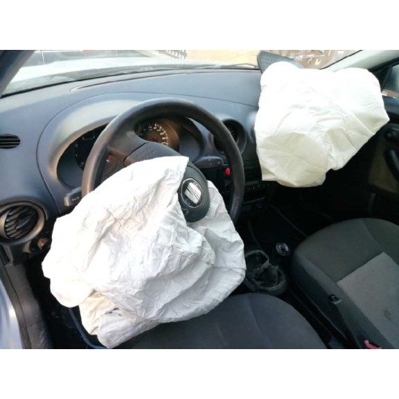 seat ibiza (6l1) del año 2004