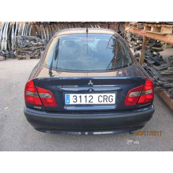 mitsubishi carisma berlina 4 (da0) del año 2004