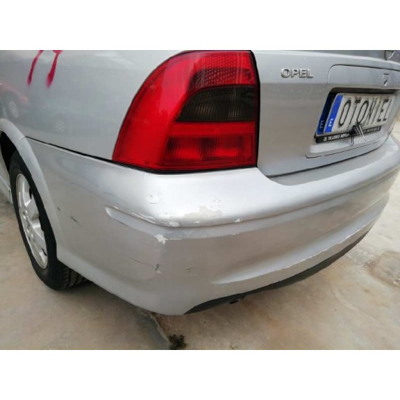 opel vectra b berlina del año 2002