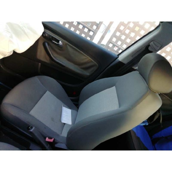 seat ibiza (6l1) del año 2004