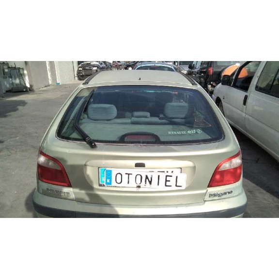 renault megane i fase 2 berlina (ba0) del año 2001