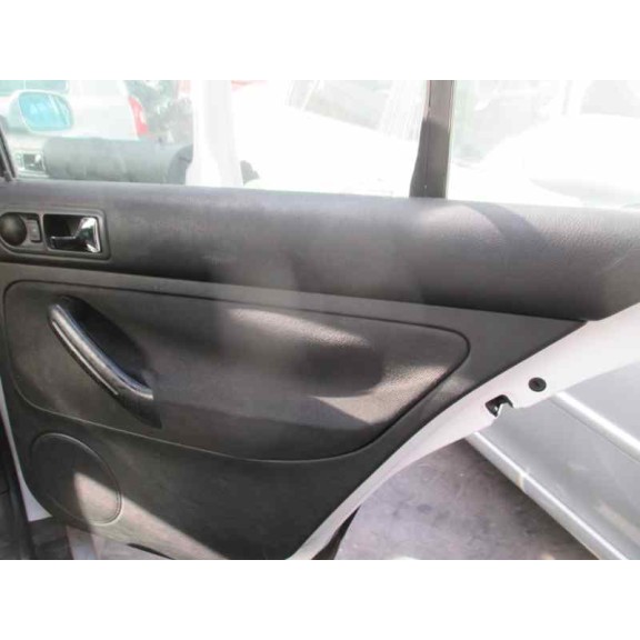 volkswagen golf iv berlina (1j1) del año 1998