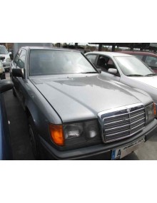 mercedes-benz clase e (w124) berlina del año 1988