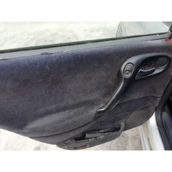 opel vectra b berlina del año 2002