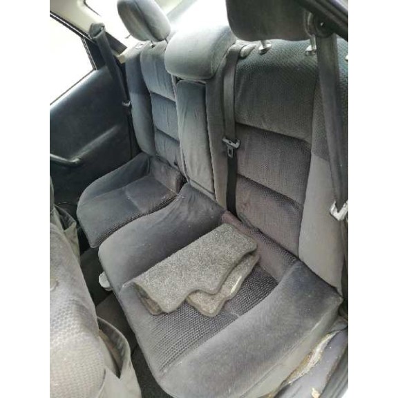 opel vectra b berlina del año 2002