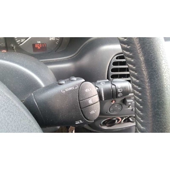 renault megane i fase 2 berlina (ba0) del año 2001